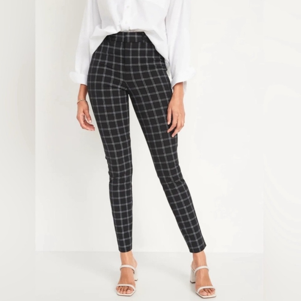 Old Navy Black and White Plaid Skinny Pants